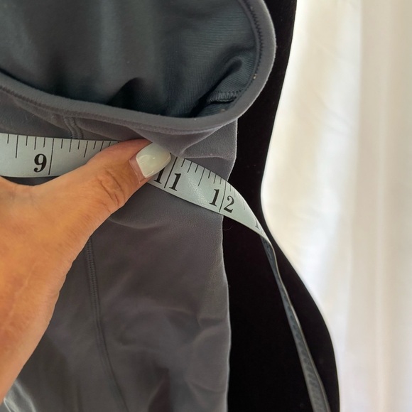 Lululemon Free‎ To Be Strappy Gray Athletic Tank Size 4 - Picture 6 of 6